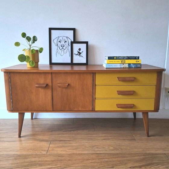 Image 1 of vintage dressoir