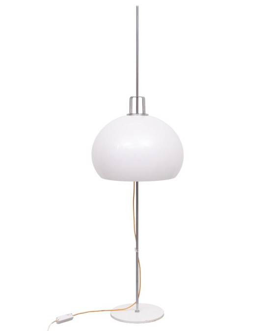Vloerlamp "Lucerna" van verchroomd staal, ontworpen door Harvey Guzzini voor Meblo in de jaren 60. (photo 18 of 40)