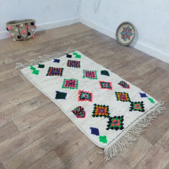 Image 1 of Marokkaans Berber Azilal tapijt – Natuurlijke wol – 153 x 100 cm – Kleurrijke handgemaakte stijl