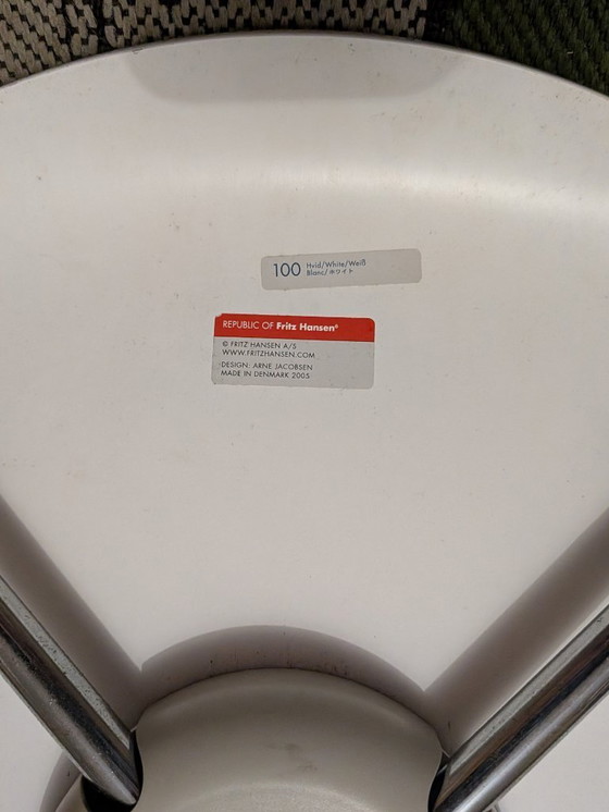 Image 1 of 4 sillas originales de la serie 7 de Fritz Hansen – Arne Jacobsen (2005)