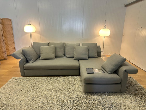 Image 1 of Divano angolare Minotti Collar con tavolino Minotti in condizioni nuove