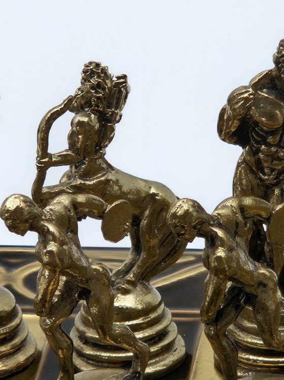 ♟️ Antik-Schachspiel „Griechische Mythologie“ – GiftHome Sammler-Set (26x26 cm, Zamak-Metall) – Bildhauerei (photo 6 of 9)