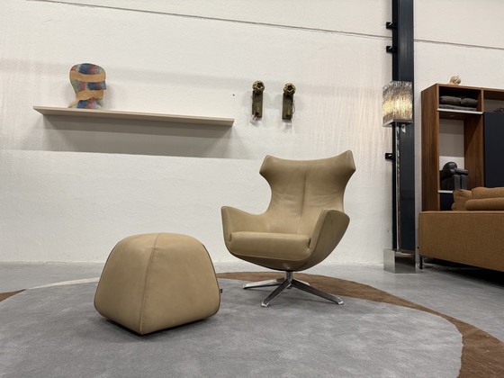 Image 1 of Fauteuil Relax Design on Stock Nosto avec pouf BimBom en cuir Loxton