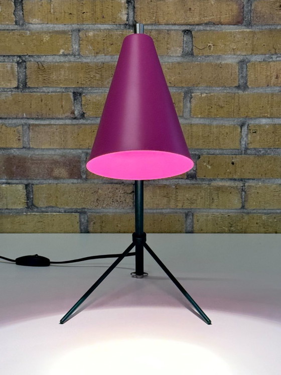 ANVIA 1801 Die kleine Marionette – Niederländische Designwoche 2023 – 1 von 1 – Tischlampen, Metal (photo 12 of 12)