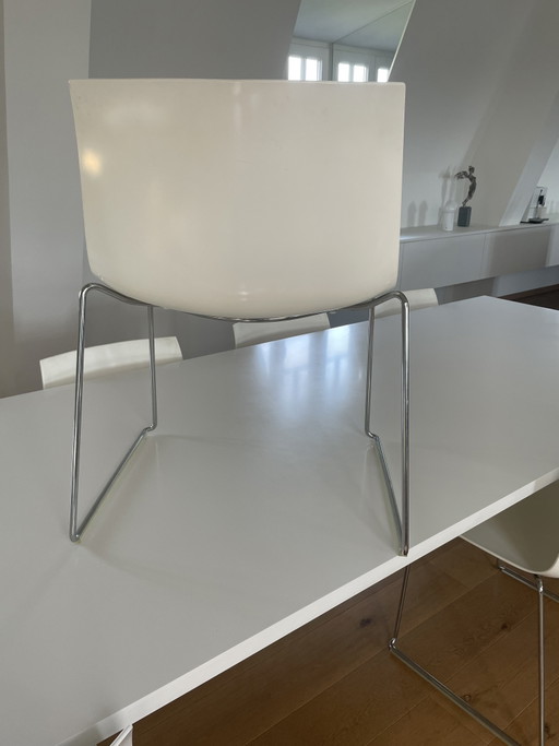 10 chaises Arper Catifa