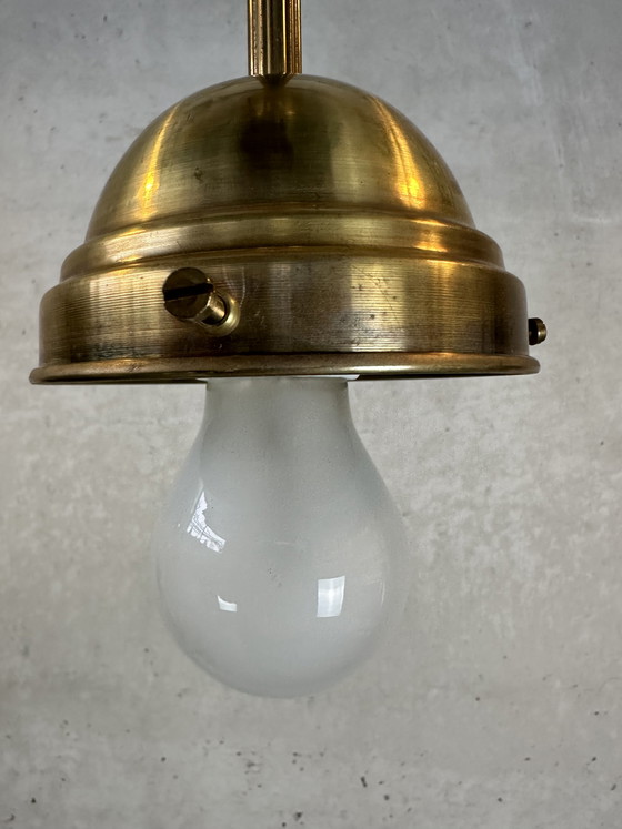 Image 1 of Grattacielo Art Déco - rosa opalino marmorizzato e ottone