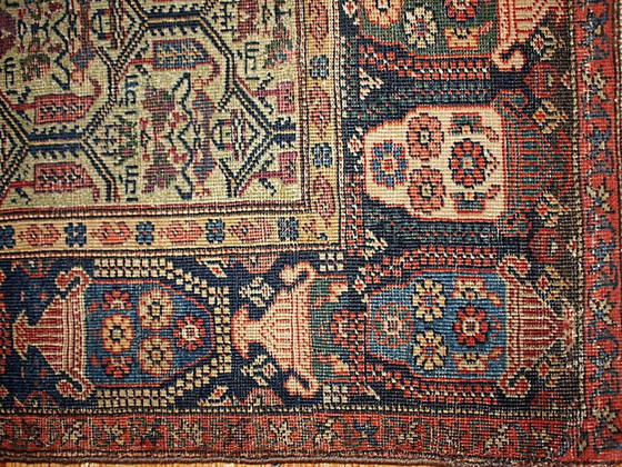 Image 1 of Alfombra persa Farahan antigua hecha a mano, 131 cm x 195 cm (4,3' x 6,4'), década de 1860, 1B106