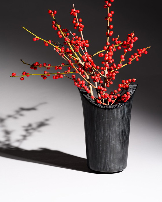 Image 1 of Claus Josef Riedel Skulpturale Vase aus schwarzem Kunstglas, Österreich, 70er-80er Jahre, Op-Art, SELTEN