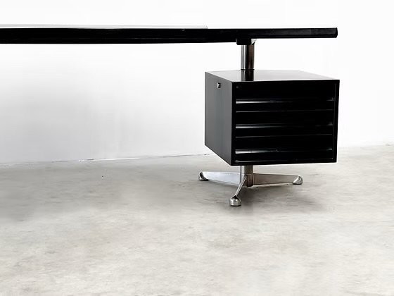 Image 1 of Tecno T96 boomerang bureau door Osvaldo Borsani vintage design