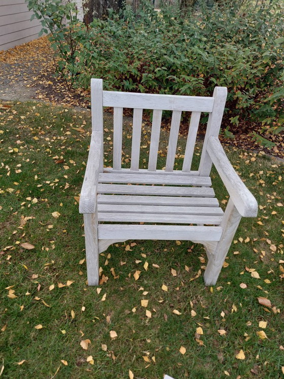 Image 1 of Preciosos muebles de jardín en madera de teca (2 sillas y 1 mesa auxiliar).