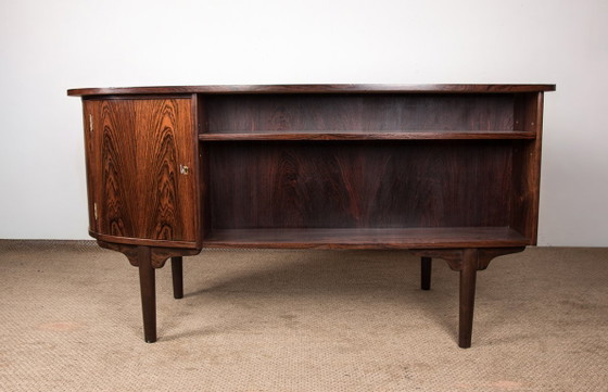 Image 1 of Bureau Danois ovale en palissandre par Gunni Omann 1960.