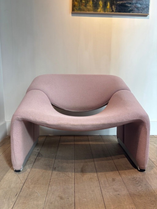 pierre paulin groovy chair