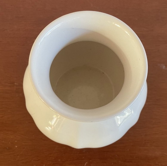 Image 1 of De Porceleyne Fles Delft - Vase en faïence blanche de Delft