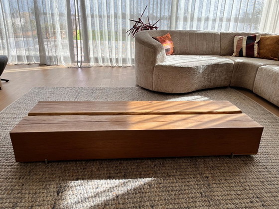 Image 1 of Coffee table S9