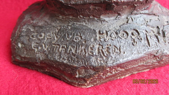 Image 1 of Scultura Ragazza in piedi di Ger van Tankeren