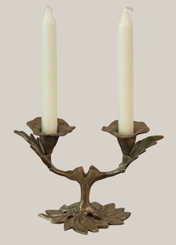 Image 1 of 🕯️ Bronzen Art Nouveau tweearmskandelaar | handgegoten, massief, authentieke patina | 1890–1920