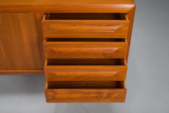 Image 1 of Buffet en teck par Ib Kofod-Larsen pour Faarup Møbelfabrik, 1960s