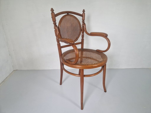 Silla antigua de caña y madera curvada de Josef Hoffman