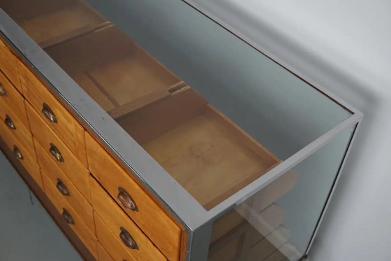 Image 1 of Vintage Engelse esdoorn en eiken haberdasherykast / toonbank, jaren 1930