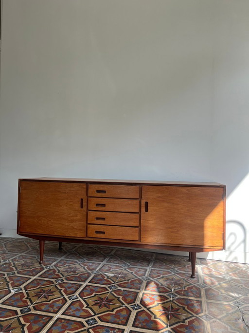 Aparador Mercedes, Reino Unido, años 60