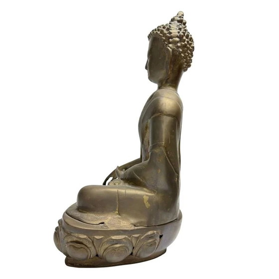 Buddha in bronzo dorato a fuoco – Himalaya – XVIII/XIX secolo – Lotto 453 – Sculture, Bronze (photo 7 of 10)
