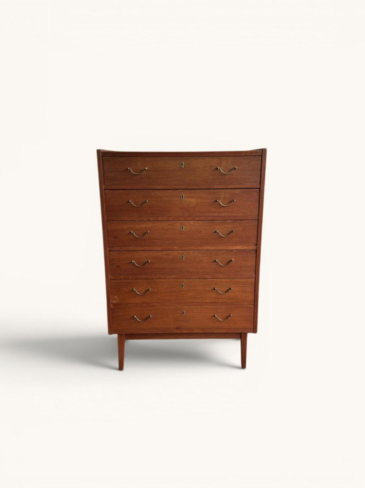 Cómoda danesa antigua "Tallboy" de teca con tiradores de latón. – ladekasten, Wood, Brass