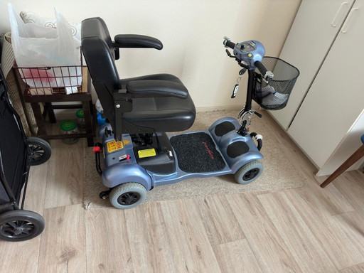Mobility scooter
