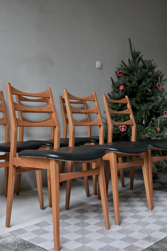 Image 1 of Vintage set of 6 dining room chairs Baehre Mignon