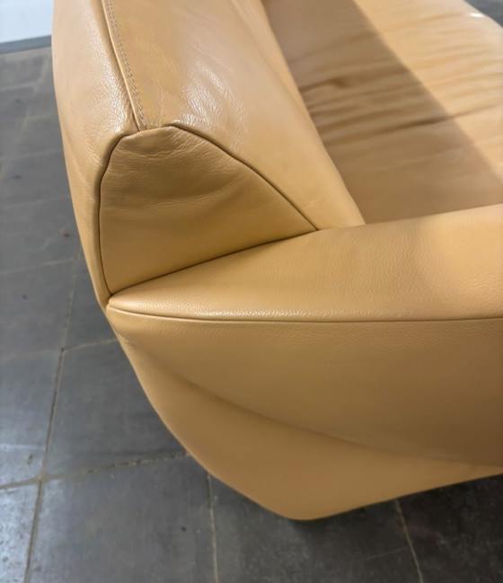Comfortable JORI sofa – Leather (photo 6 of 8)