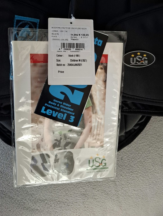 Image 1 of BRAND NEW: USG Flexi Kids Body Protector - Horse Riding Size M - Level 3