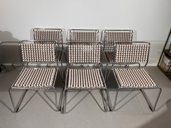 Image 1 of 6 Accupunto Yos S. e Leonard Theosabrata