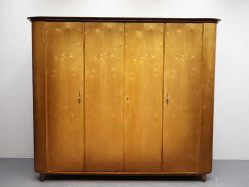 Vintage kledingkast 4 deurs