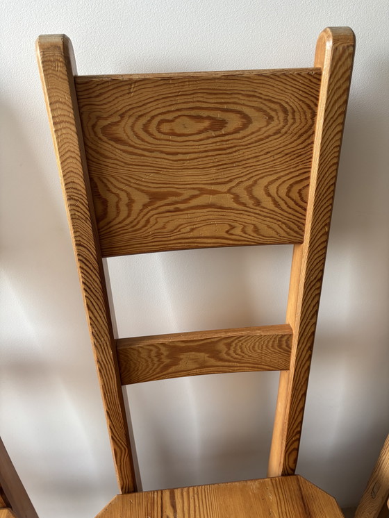 Image 1 of SET OF 4 BRUTALIST PINE HIGH-BACK DINING CHAIRS BY ROLAND WILHELMSSON FOR KARL ANDERSSON & SÖNER, 1960S