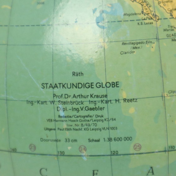 Image 1 of Grote Vintage Wereldbol 33cm