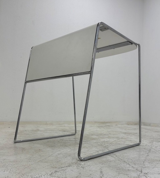Howe Tutor Solo Desk par John Bollen