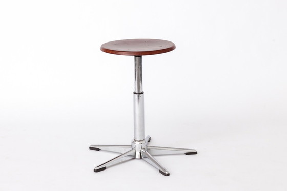 Image 1 of Set of 4 Vintage Industrial Stools 1970s, Chrome Adjustable Stools with Pagholz Seats, Mid Century Stools