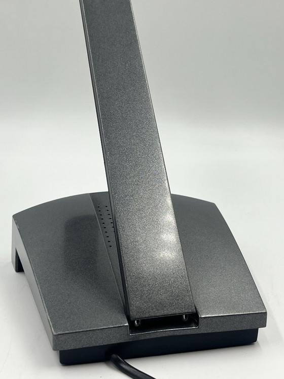 Massive Teleskop-Halogen-Schreibtischlampe, Schreibtischlampen, Metall, Kunststoff, Grau, Modern (Foto 9 von 15)