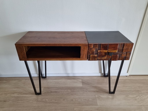Console design avec tiroir en bois d'acacia et métal
