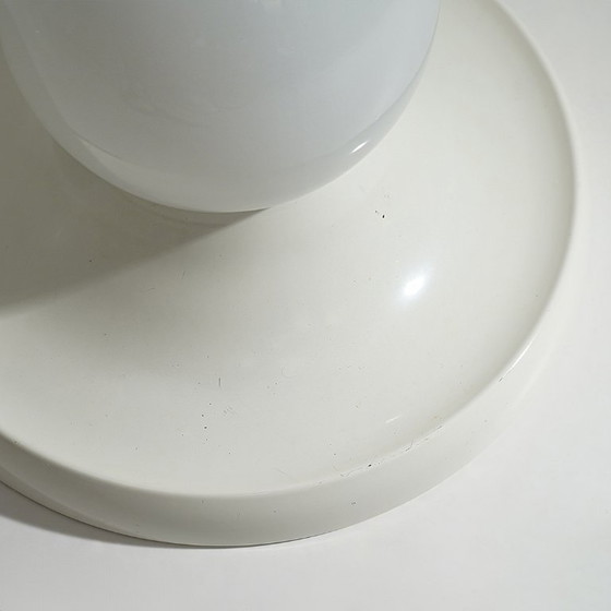 Image 1 of Een paar Light Ball plafondlampen van de gebroeders Castiglioni voor Flos, jaren 60.
