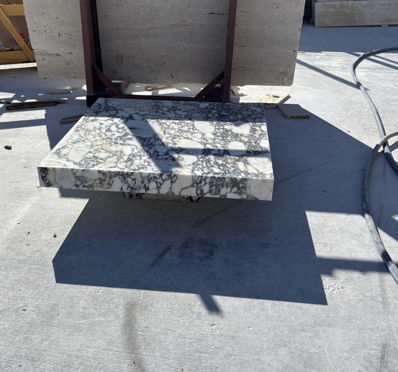 Image 1 of Mesa de centro de mármol calacatta