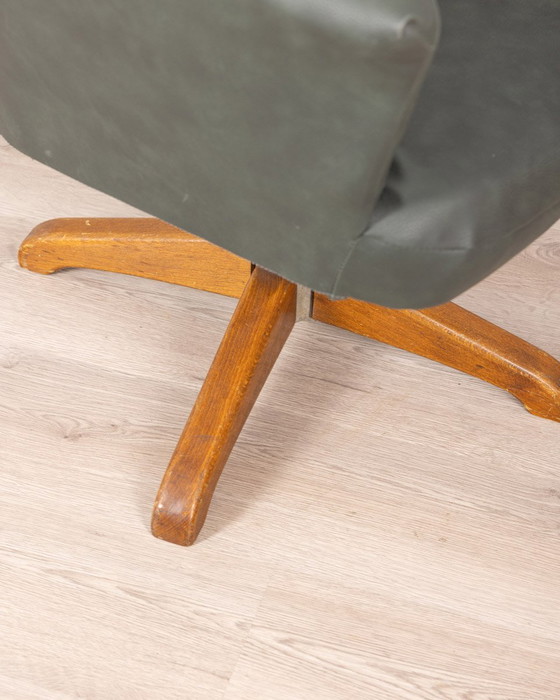 Image 1 of Vintage 50s Leather Swivel Armchair Designed by Anonima Castelli