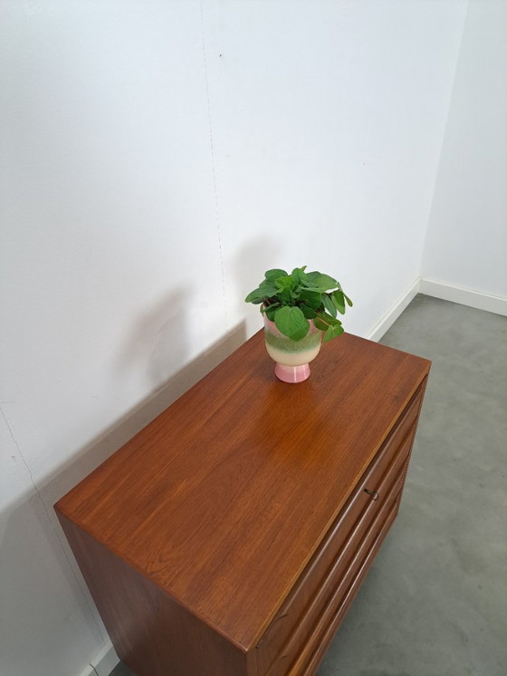 Image 1 of Teak Deense ladekast met 4 lades