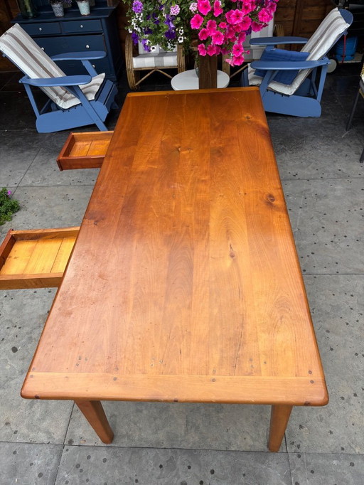La table de pique-nique à la française