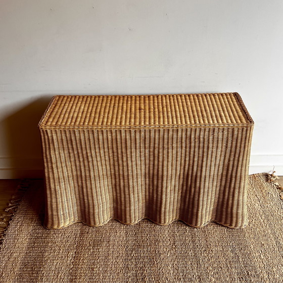 Image 1 of Rieten rotan Trompe L'oeil gedrapeerde consoletafel