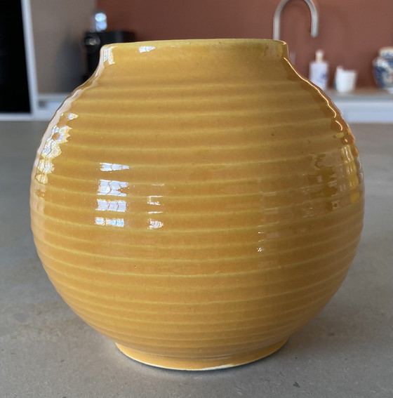 Image 1 of ADCO vazen