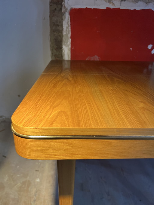 Tavolo da pranzo allungabile di Bohumil Landsman