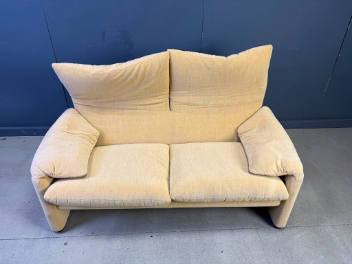 Maralunga Sofa by Vico Magistretti for Cassina – banken, Textile (photo 2 of 10)