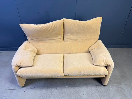 Maralunga Sofa by Vico Magistretti for Cassina – Textile (photo 2 of 10)