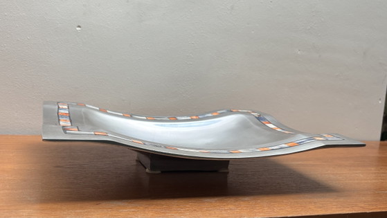 Image 1 of Brutalistische roestvrijstalen schaal
