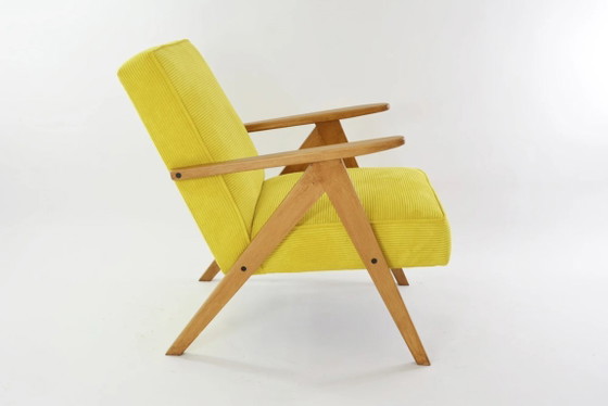 Image 1 of Kompas fauteuil in fluorescerend geel corduroy